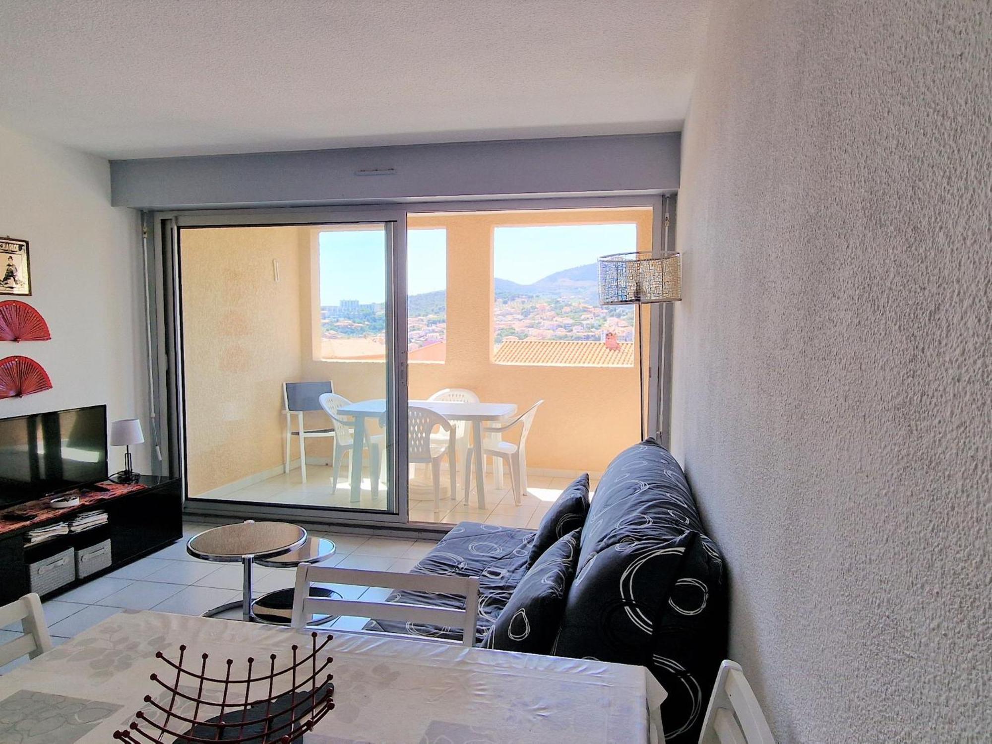 Banyuls-Sur-Mer: T2 Avec Terrasse Couverte Et Parking Privatif - Fr-1-309-146 Zewnętrze zdjęcie